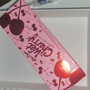 LimeCrime Wet Cherry palette